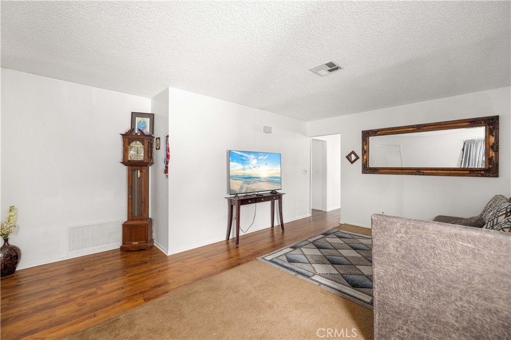 38511 Carolside Property Photo 3