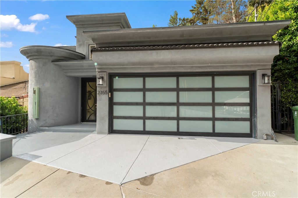 2355 N Beverly Glen Boulevard Property Photo 48