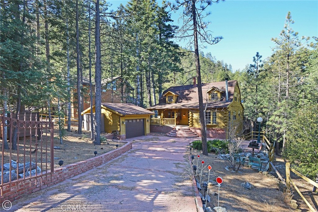 1217 Azalea Drive Property Photo 1