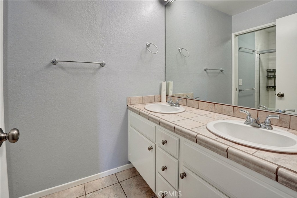 20155 Keswick 209 Property Photo 18