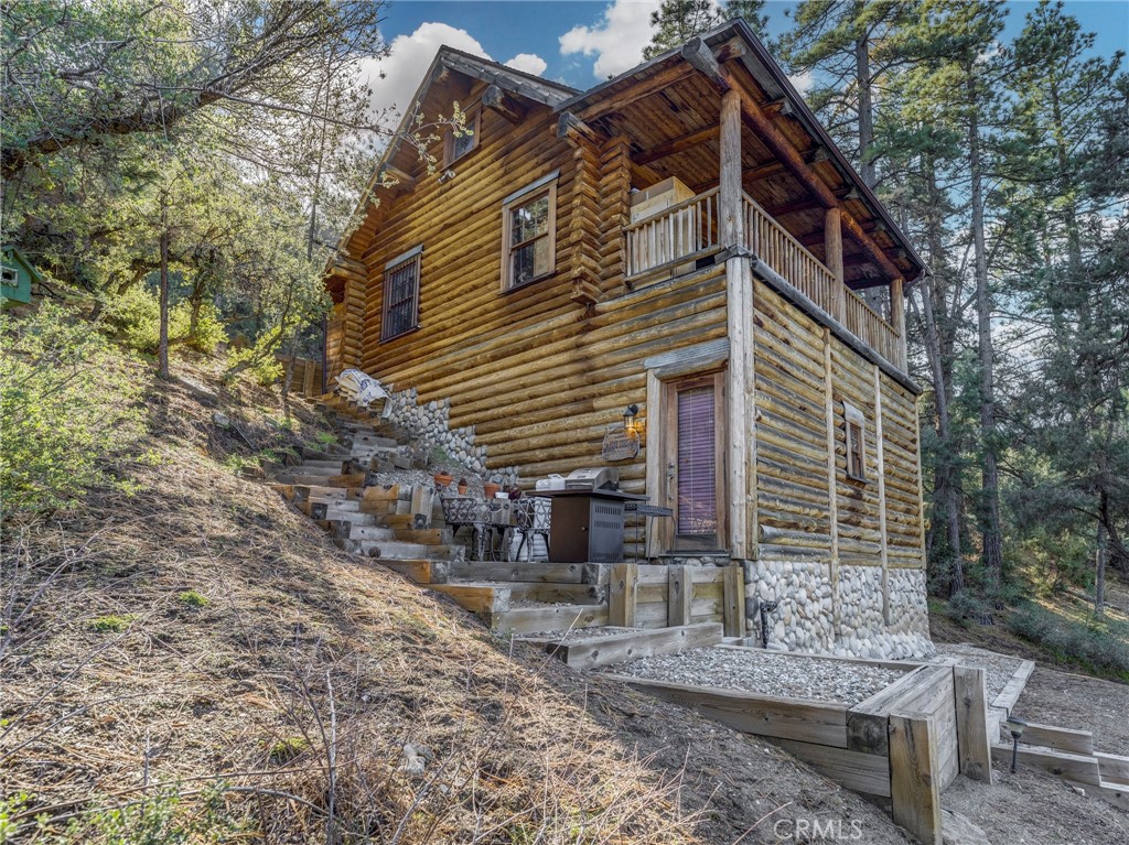 15916 Zurich Way Property Photo 7
