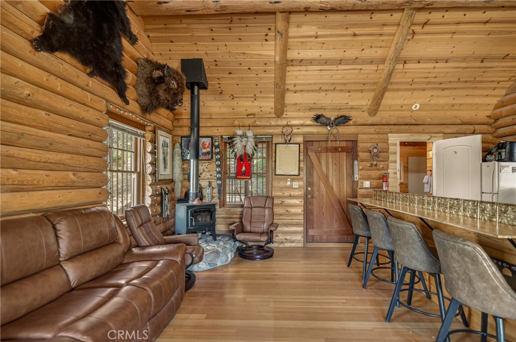 15916 Zurich Way Property Photo 16