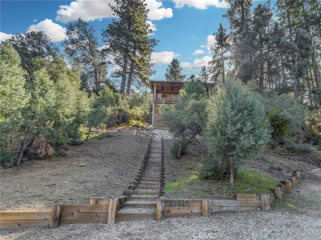 15916 Zurich Way Property Photo 39