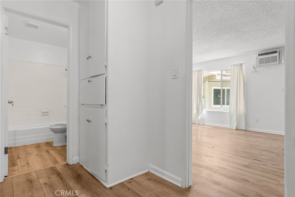 8649 Sunland Boulevard 5 Property Photo 19