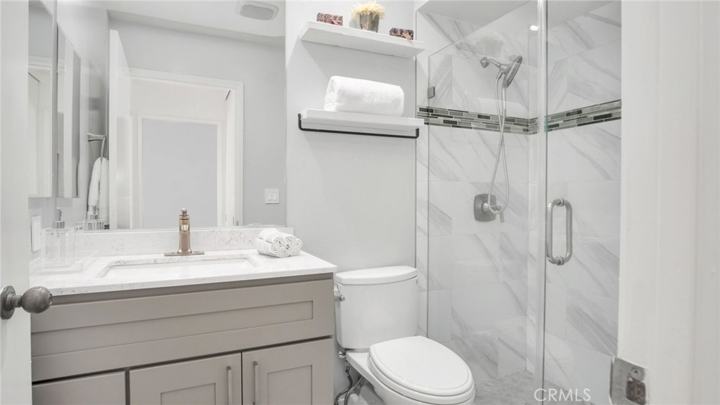 222 S Central 432 Property Photo 14
