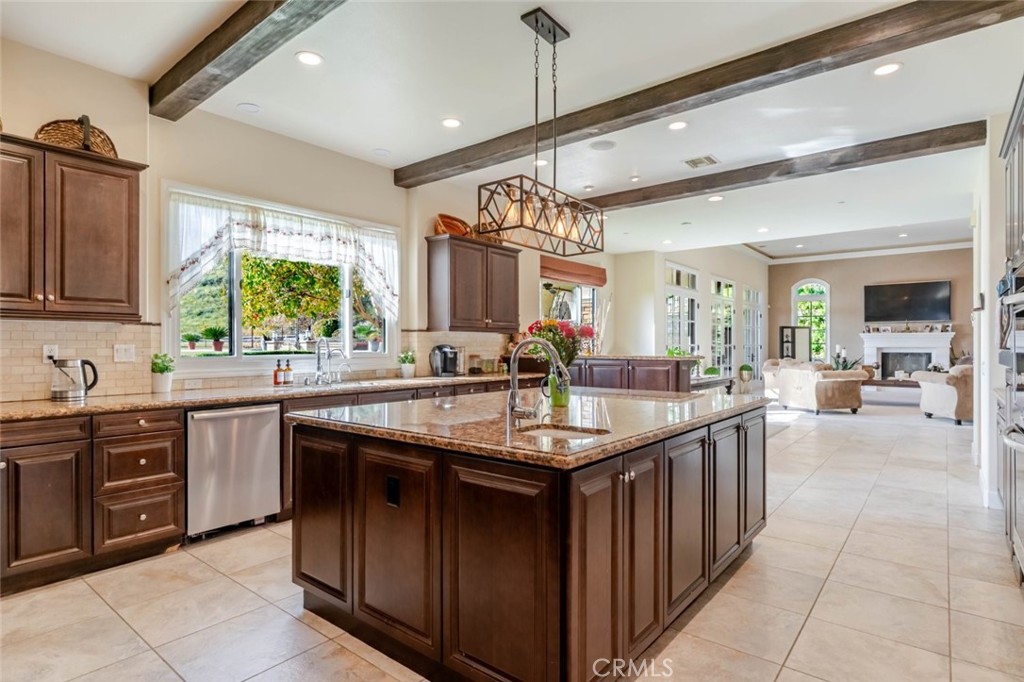 10817 W Stallion Ranch Road Property Photo 18
