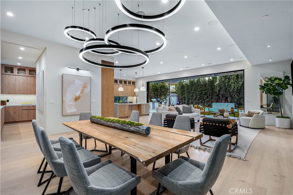 14812 Huston Street Property Photo 7