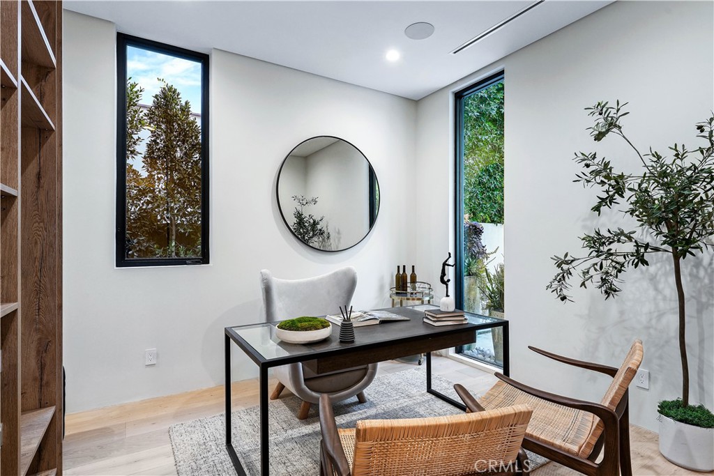 14812 Huston Street Property Photo 10