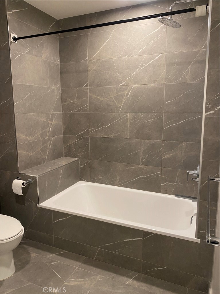 400 S Broadway 1014 Property Photo 5