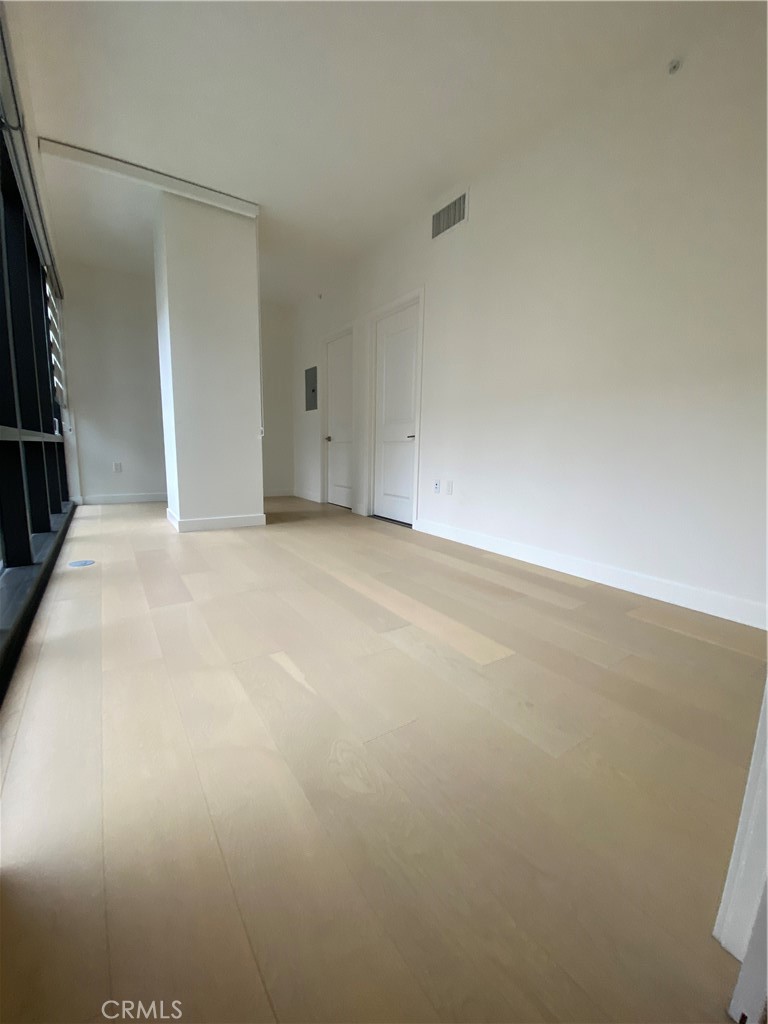 400 S Broadway 1014 Property Photo 6