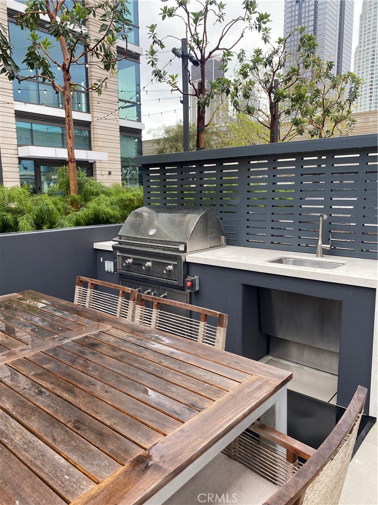 400 S Broadway 1014 Property Photo 17