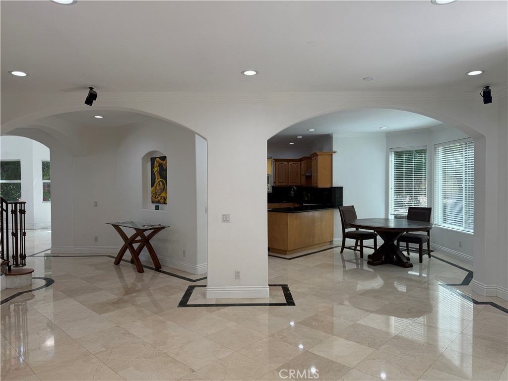 5717 Melvin Avenue Property Photo 6