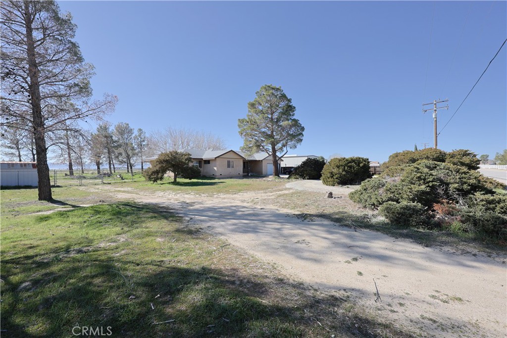7540 W Avenue A Property Photo 3