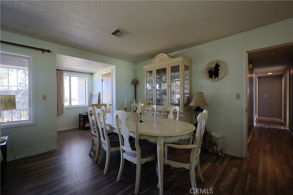 7540 W Avenue A Property Photo 4