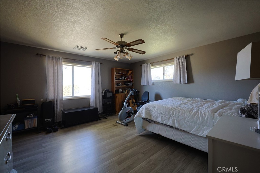 7540 W Avenue A Property Photo 7