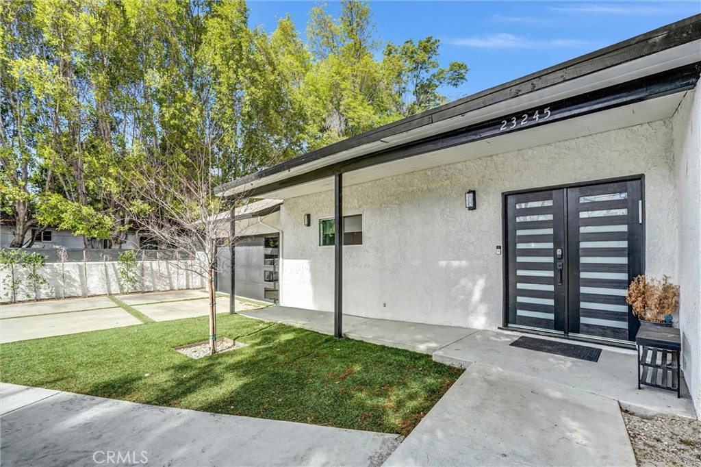 23245 Gonzales Drive Property Photo 6
