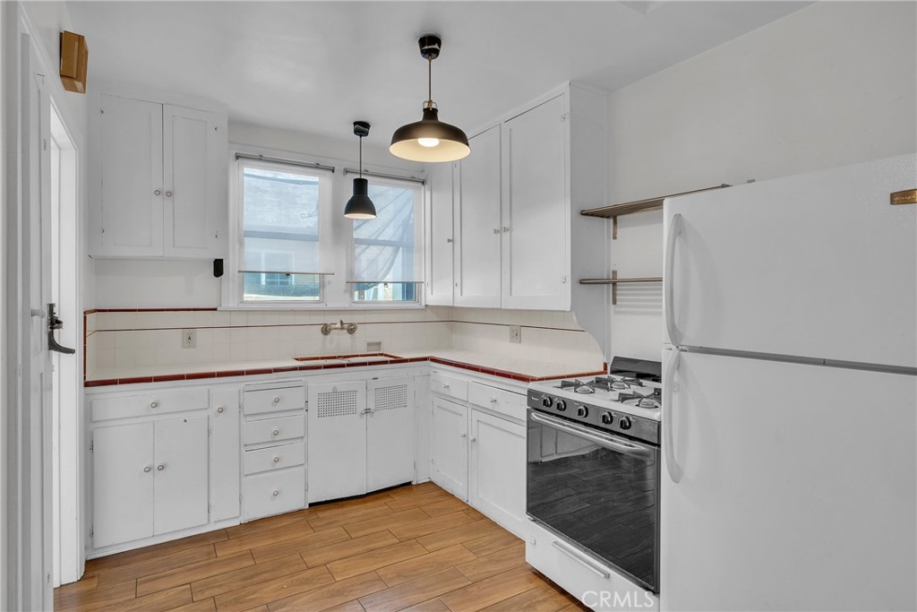79 N Berkeley Property Photo 7