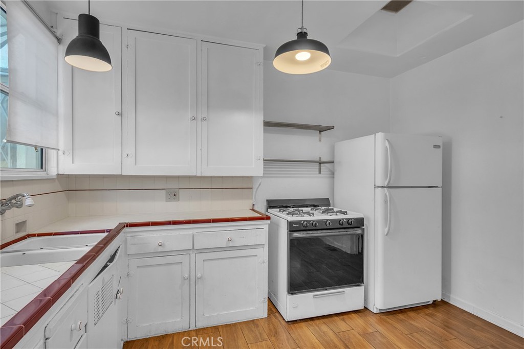 79 N Berkeley Property Photo 8