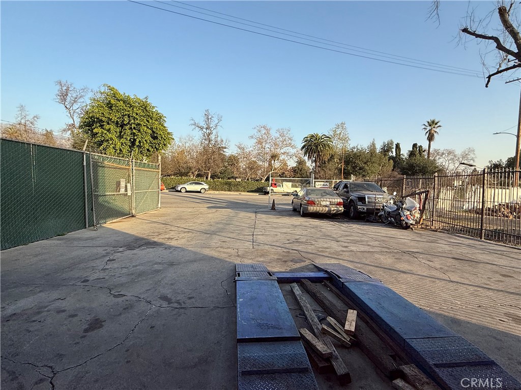 2315 Fair Oaks Ave Property Photo 5