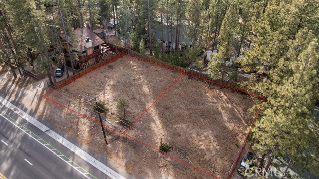 570 Summit Property Photo 2