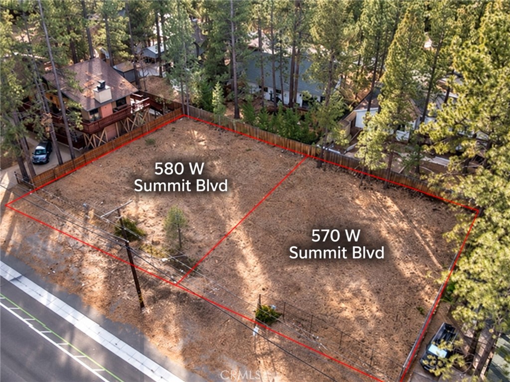 570 Summit Property Photo 6