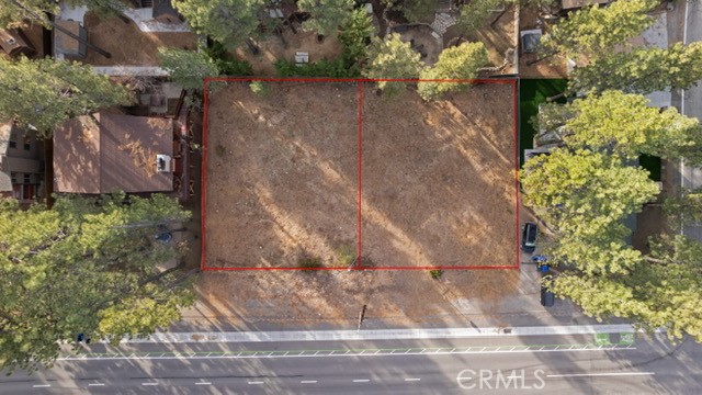 570 Summit Property Photo 15