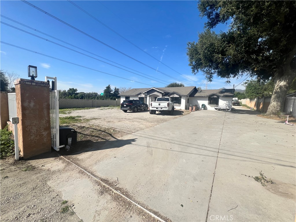 13877 Astoria Property Photo 1