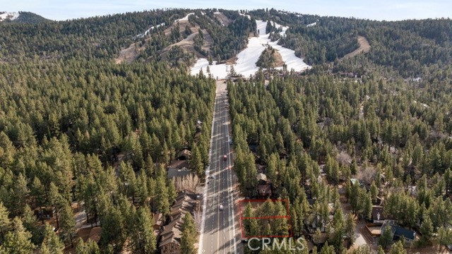 580 Summit Property Photo 10