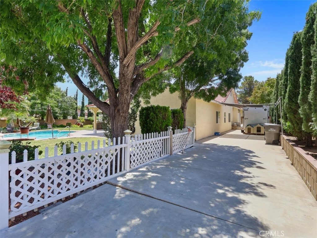 41075 Riverock Lane Property Photo 54