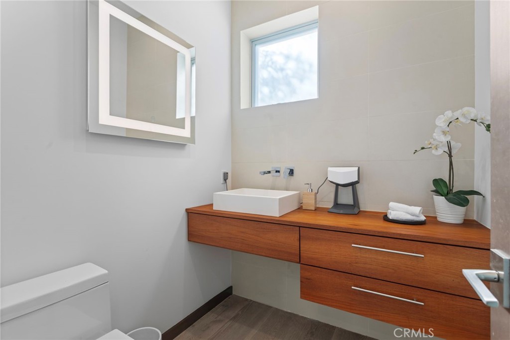 15641 Meadowgate Property Photo 32