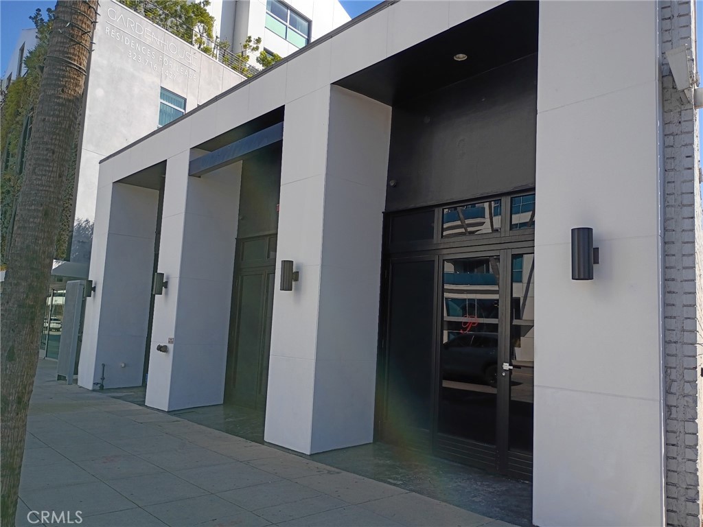 8620 Wilshire Property Photo 13
