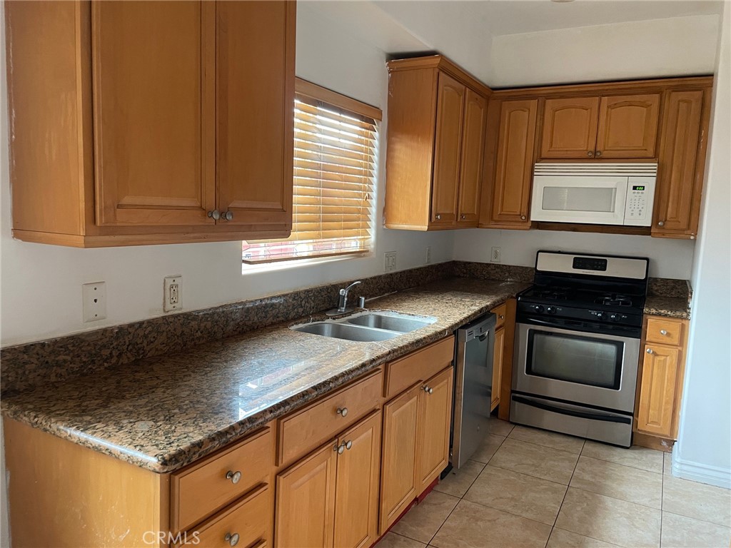 8425 Burnet Property Photo 2