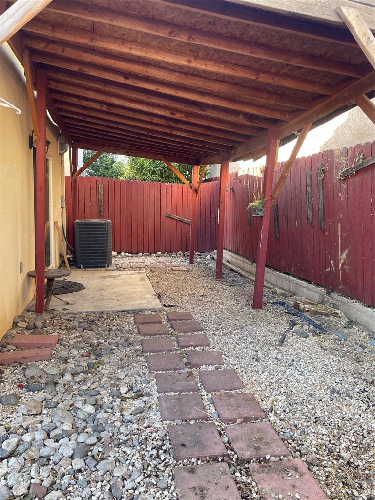 8425 Burnet Property Photo 3
