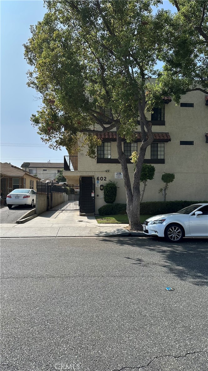 602 W California Property Photo 1