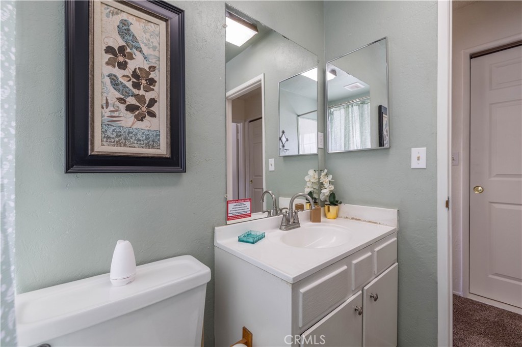 568 Wren Property Photo 6