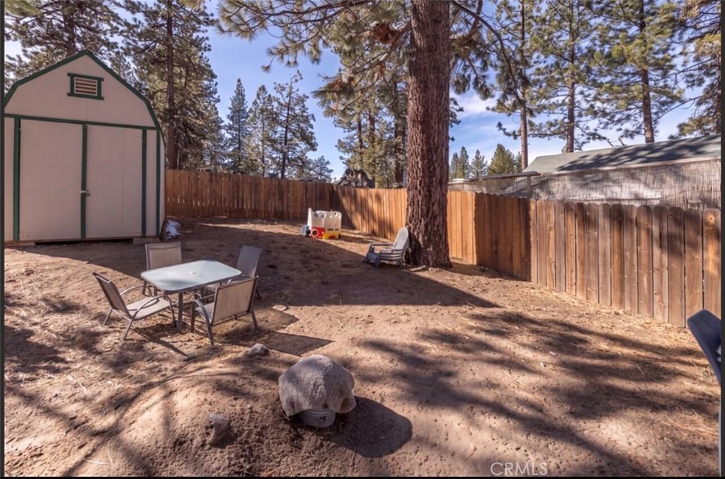 568 Wren Property Photo 28