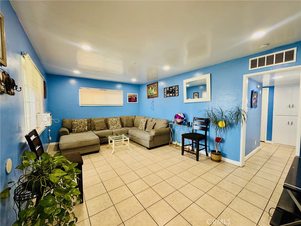 601 Mount Vernon Avenue Property Photo 6