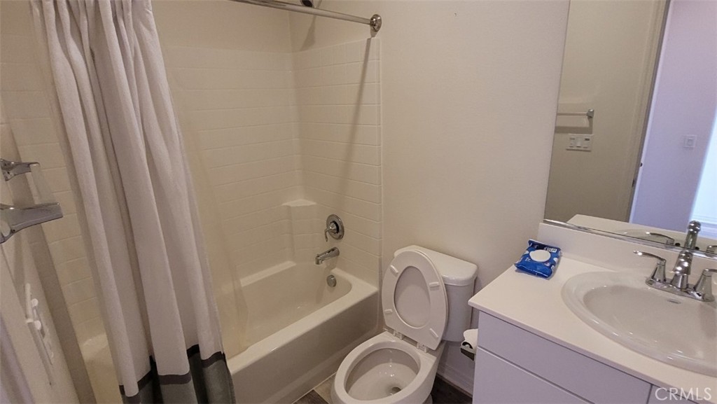 22056 Windham Way Property Photo 15