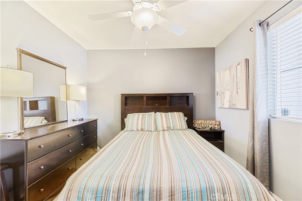 38113 Versailles Property Photo 16