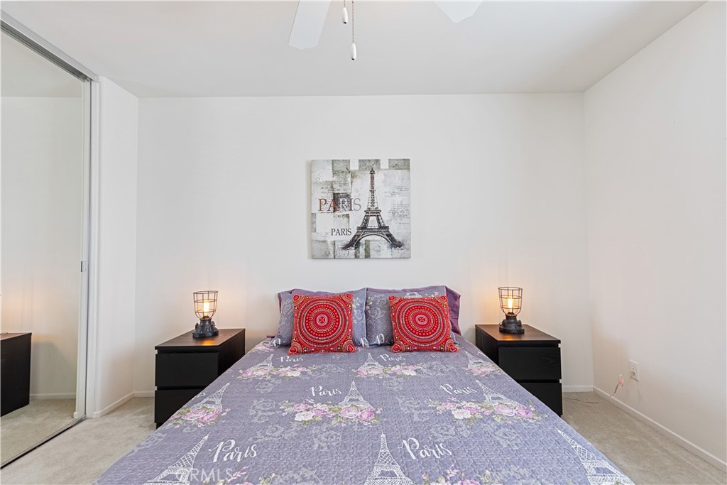 38113 Versailles Property Photo 24
