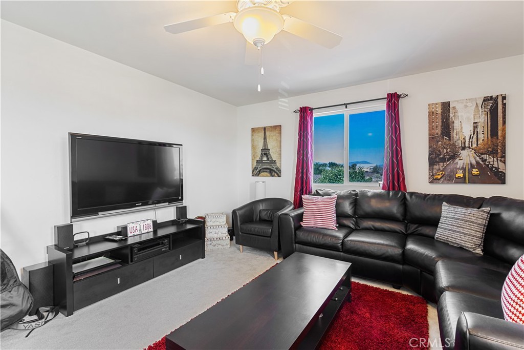 38113 Versailles Property Photo 34