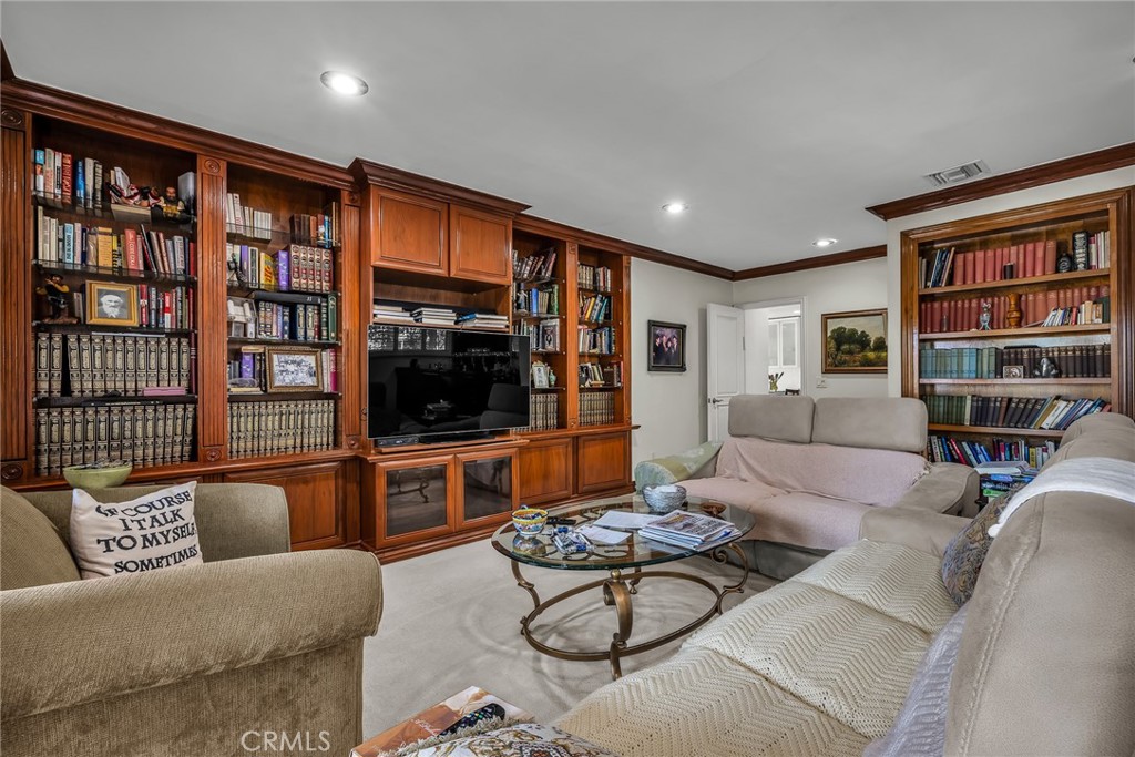18423 Linnet Property Photo 16