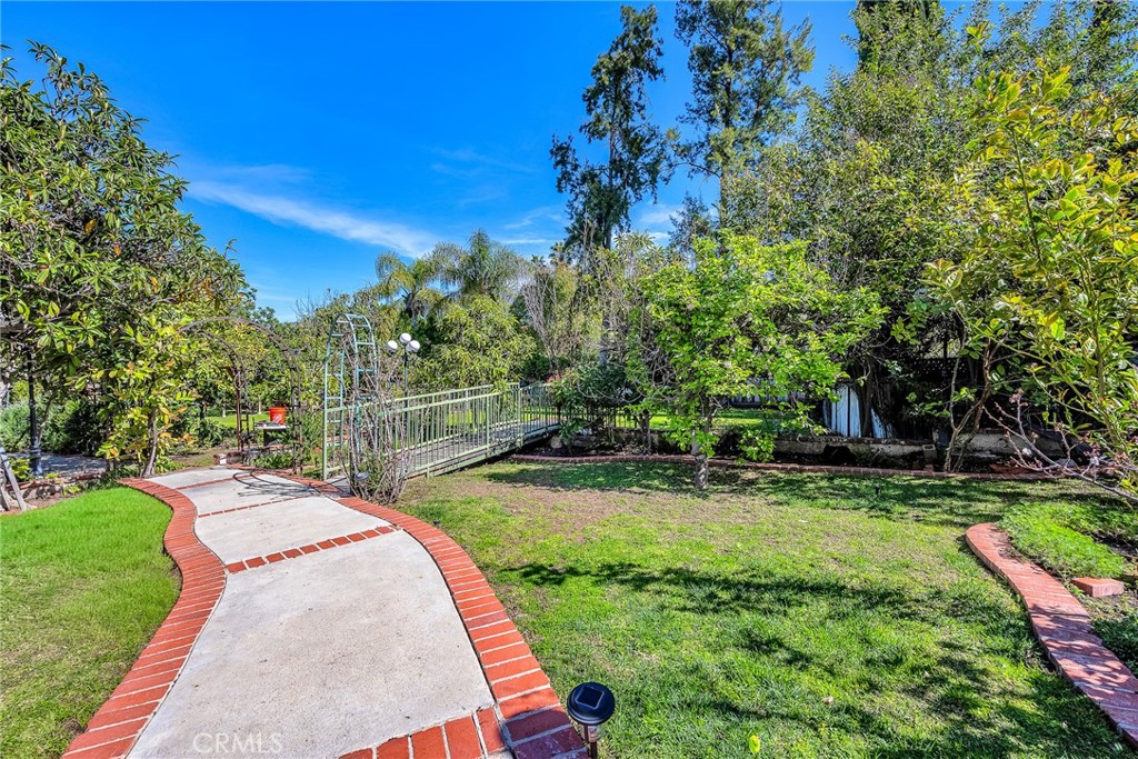 18423 Linnet Property Photo 50