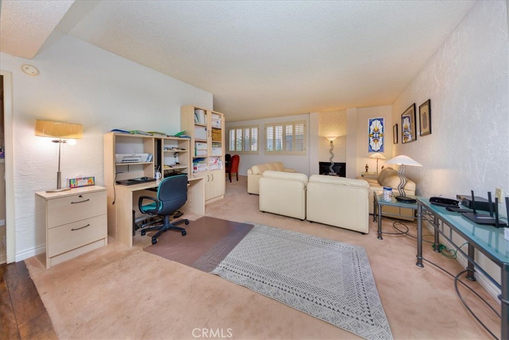 5310 Zelzah Unit 114 Property Photo 4
