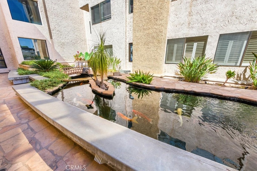 5310 Zelzah Unit 114 Property Photo 10