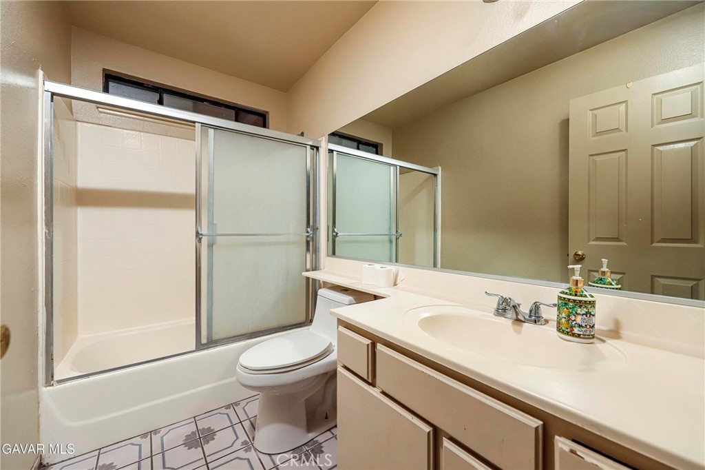 43319 27th W Property Photo 11