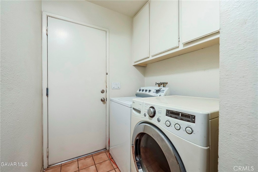 43319 27th W Property Photo 13
