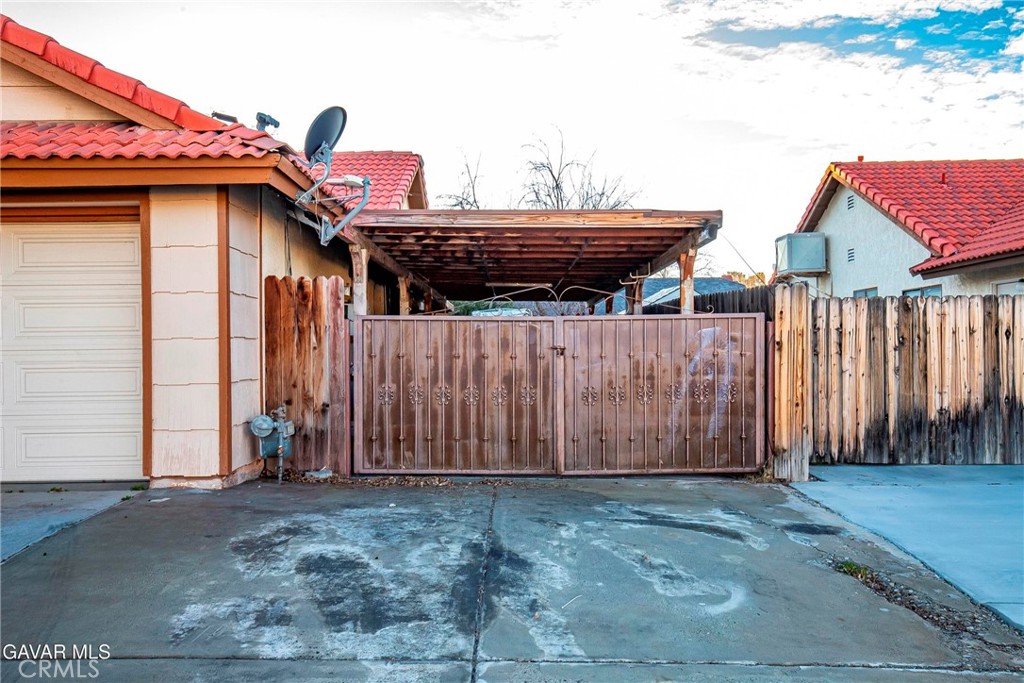 43319 27th W Property Photo 15