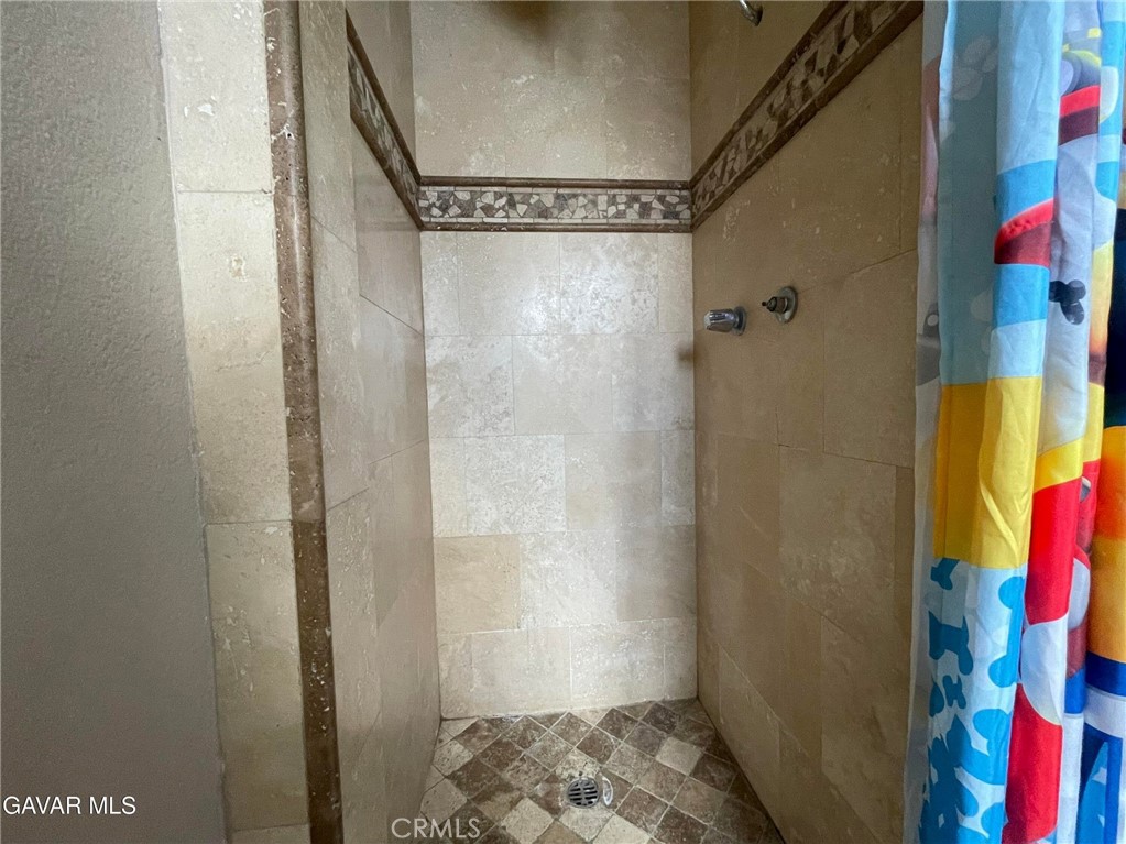 309 E Avenue J13 Property Photo 6
