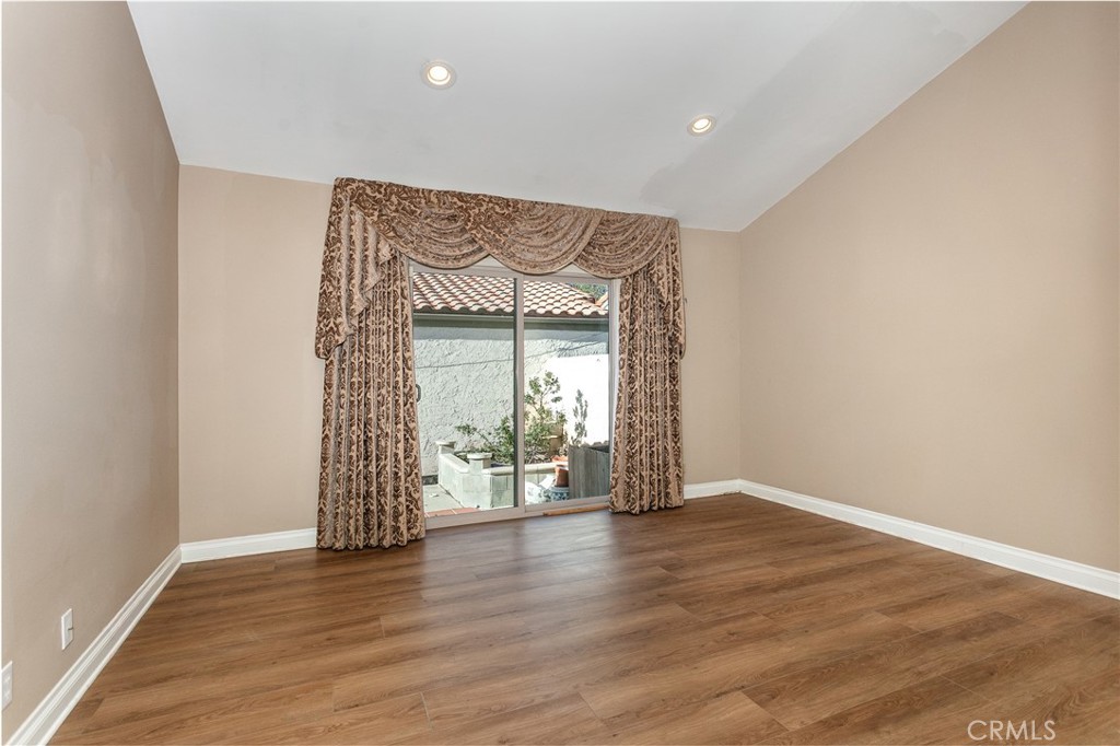 19519 Rinaldi #55 Property Photo 11